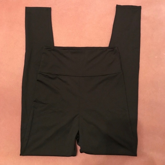 High Waisted Black Leggings - Picture 2 of 7